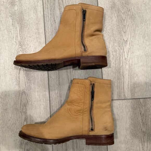 Frye Natalie Double Zip Low Heel Boots Sand Nubuck Leather Bootie 9.5 - Picture 6 of 9